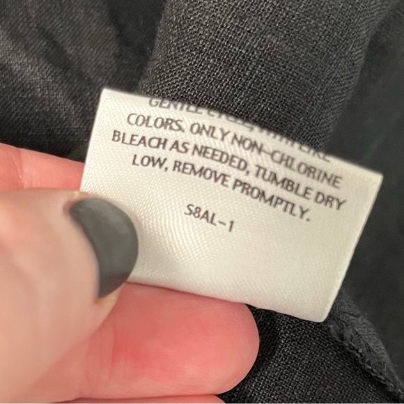 Eileen Fisher Black Irish Linen Topper - Picture 5 of 6